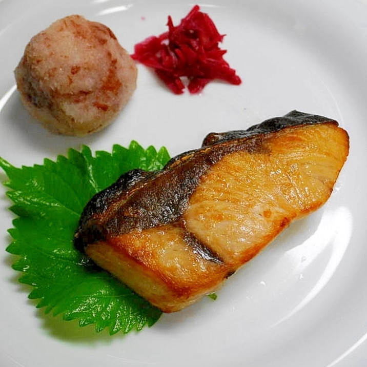 粗塩をふり一晩熟成させると絶品 ブリの塩焼き レシピ 作り方 By Oppeke22 楽天レシピ 粗塩をふり一晩熟成させると絶品 ブリの塩焼き レシピ 作り方 By Oppeke22 楽天レシピ